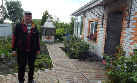 Валерій Кулик із Києва переселився в Сомкову Долину. Йому подобається жити серед природи