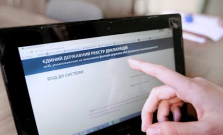 Скільки за 2019 рік заробили керівники  ОТГ Кіцманського району: інформація з декларацій