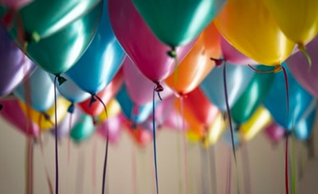 Святкові знижки з нагоди дня народження Rozetka