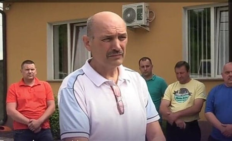 У Чорткові працівники АТП протестують через нелегальних перевізників (+відео)