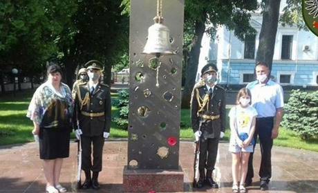 Лунав дзвін. Вшанували пам'ять ніжинського воїна Сергія Рябухи