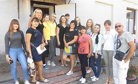 Автоледі на дорогах. Балтянки підкоряють не лише чоловічі серця, а й техніку