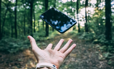 Спілкуйся, фотографуй, шукай в інтернеті відео – тепер ще швидше і комфортніше з новим телефоном