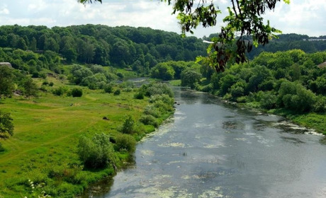 Де безпечно купатися у Новограді: свіжі дані від з місцевої лабораторії