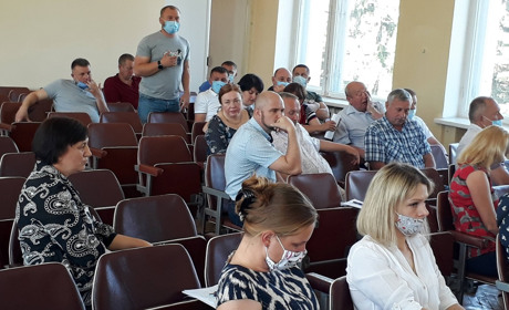 У районі в суперечках вирішували як ремонтувати дорогу Шостка – Зноб-Новгородське
