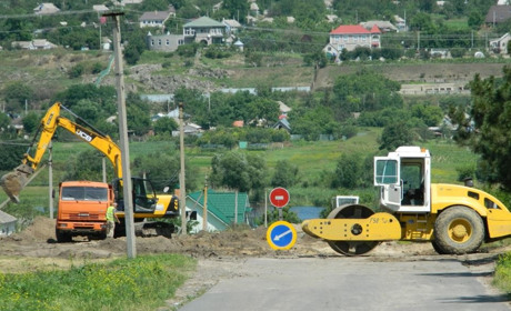 Будівництво понтоного мосту через Південий Буг розпочалося з боку Богданівки
