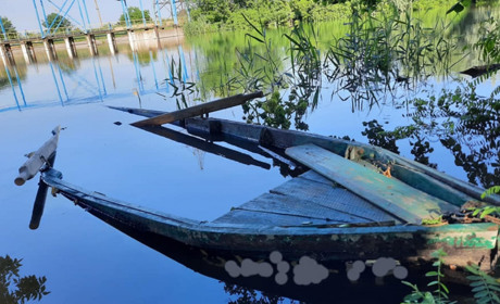 У Яськах рятувальники укріпили дамбу: вода піднімається, але не критично