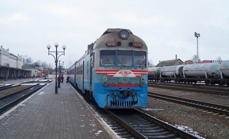 Дизель-поїзди на Сарненщині повертаються на маршрут