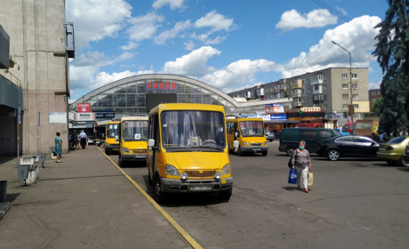 1 липня в Червонограді відновили роботу міських маршруток. Графік руху пасажирського транспорту