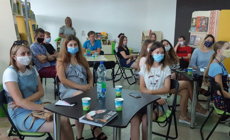 На Менщині молодь пригощалася антикорупційною кавою