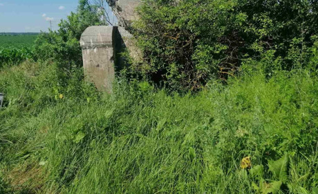 Тіло хлопця знайшли у закинутій будівлі: у Новоград-Волинському районі застрелився 13-річний юнак