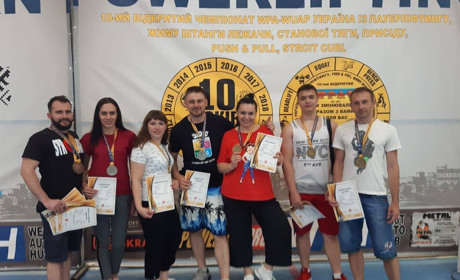 Із 12 – 9 золотих: результати новоградської збірної з пауерліфтингу 