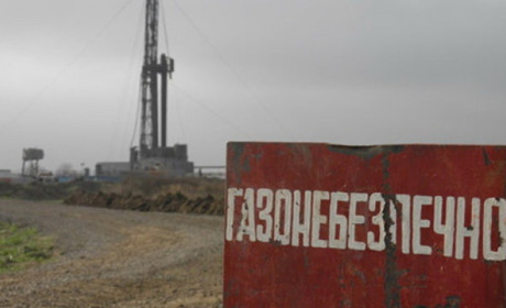 На Гадяччині стався викид газу на свердловині: залучили 16 одиниць техніки ДСНС