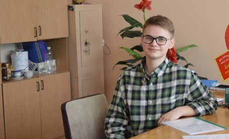 Переяславець  Данило Шейко відмовився від святкування випускного, щоб допомогти лікарям