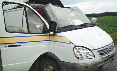 Підривників автівки "Укрпошти" шукають за винагороду