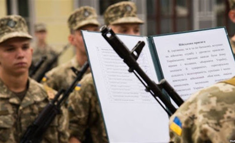 Вища освіта чи армія: для кого можуть відтермінувати весняний призов ?