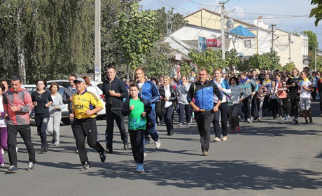 Спорт, танці й співи : гуртки для тих, кому 18+ у  Балті. Довідник для дорослих