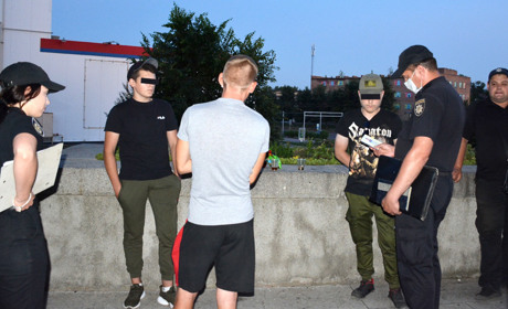 Чим займаються золотоніські підлітки у вечірній час:  що показав рейд
