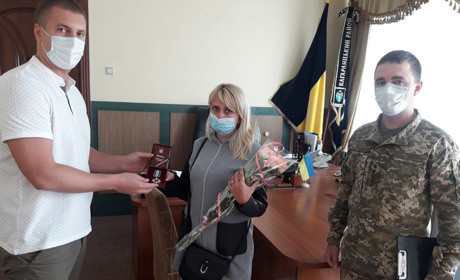 Орден «За мужність» ІІІ ступеня (посмертно) вручено дружині загиблого воїна Артема Соколова