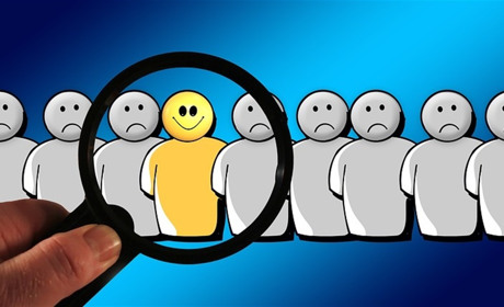 А в сусідів: про псевдобанкірів, посилений карантин та чоловіка, який побив людей палицею