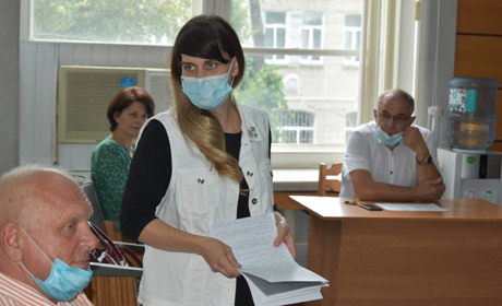 То можна, то не можна. Двом підприємницям заборонили торгувати кавунами поза межами ринків