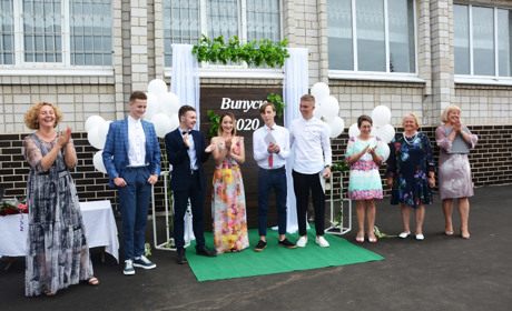 40 свідоцтв про повну загальну середню освіту отримали випускники Кагарлицької школи №3