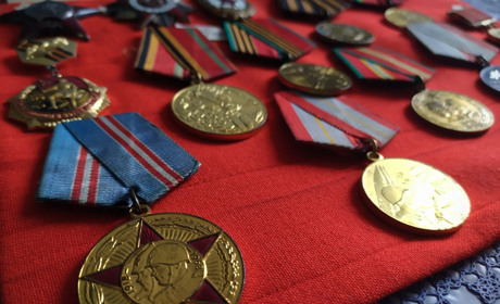 Сім’ї ветерана повернули нагороди, які 30 років пролежали в Чортківському краєзнавчому музеї