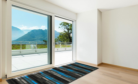 Современное остекление лоджии профилем VEKA