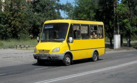 Класичка музика у херсонській маршрутці? Це можливо! А що слухають в інших міських маршрутках?