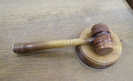 Суд по справі Аксьонова відкладено на два місяці через неготовність прокурора