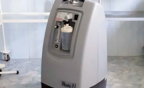 Терапевтичне відділення отримало кисневий концентратор, який здобуває кисень із повітря