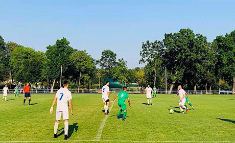 Жара не помешала: Измаил сегодня играл в футбол