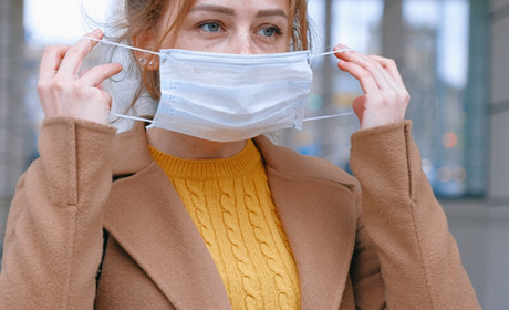 В Україні за минулу добу на COVID-19 захворіли 1008 людей. Двоє з них на Луганщині