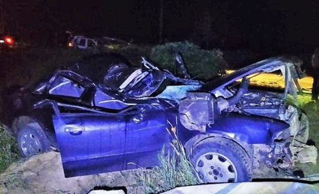 Нічна аварія: водій загинув, а пасажира госпіталізували