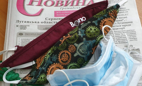 Троїцькі рятувальники закликають місцевих носити маски і респіратори та ретельно мити руки