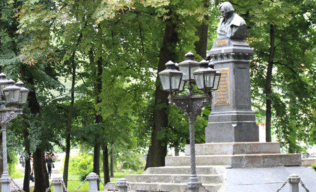 Новатор скульптурного портрету. До 190-ліття з дня народження Пармена Забіли