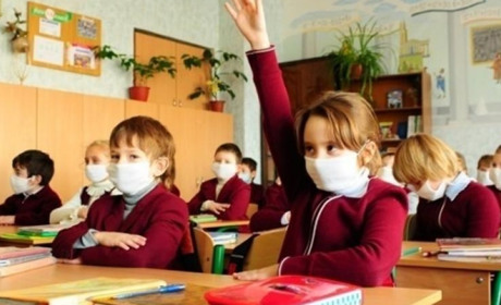 Уроки під відкритим небом, провітрювання класів, опитування щодо самопочуття – рекомендації МОЗ