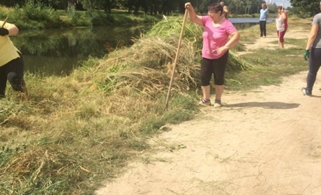 У Корюківці самі жителі влаштовують суботники