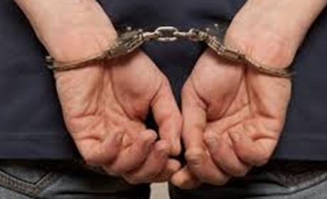 У Войнилові чоловік дві години утримував у заручниках колишню дружину та двох дітей