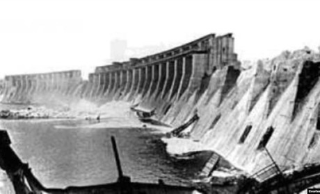 Тысячи жертв среди украинцев: к чему привел взрыв ДнепроГЭСА