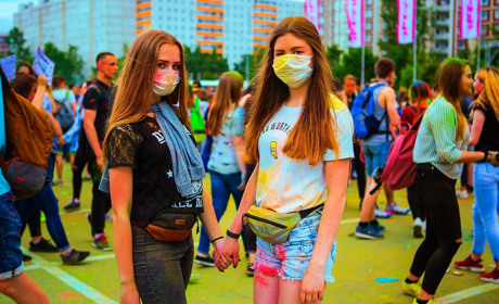 Призи, конкурси та аніматори. Дитяче свято пройде у Літньому парку у Волновасі