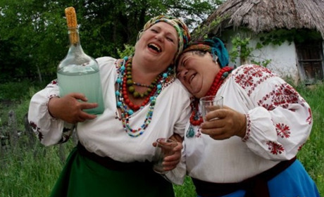 Пів сотні жителів Корюківщини оштрафували за самогоноваріння. «Точки» є і в місті, і в селах