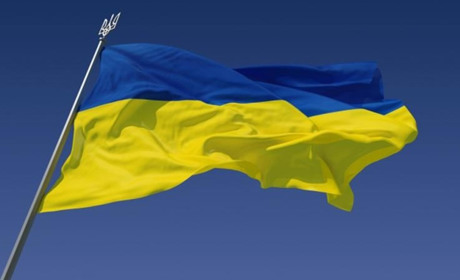 Заходи до Дня Незалежності скасовуються, проте урочистості до Дня Прапора відбудуться 