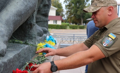  У День Незалежності України на Корюківщині вшанували пам’ять загиблих земляків