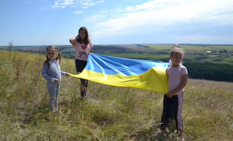 Суботній сімейний клуб для дітей та батьків вирушив у мандрівку 