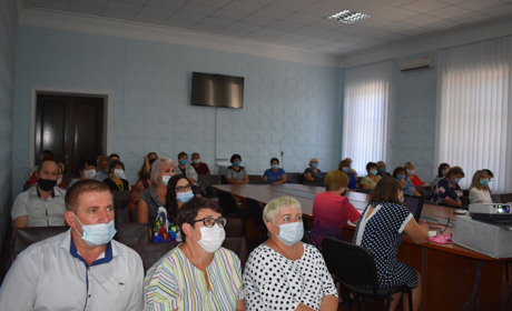 Освітянський серпневий консиліум – 2020. Педагоги Сірогозщини обговорили навчання в умовах пандемії