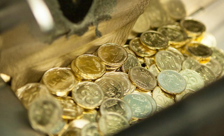  Монету номіналом 25 копійок та застаріли банкноти виводять з обігу