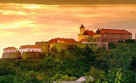У пошуках історії: сім найцікавіших палаців в Україні, які варто відвідати гадячанам