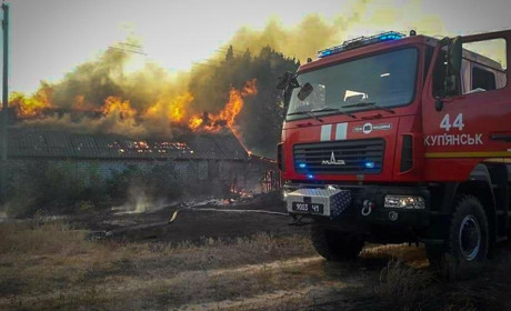 Загорівся ліс - згоріло село: на Харківщині палають кілька населених пунктів