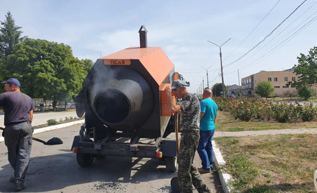 У Троїцькому ремонтують дороги місцевого значення